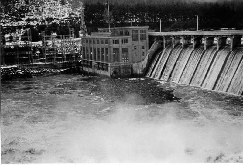 008_Stevenson-dam-1975.jpg