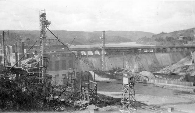 Stevenson-dam-construction-era-03.jpg