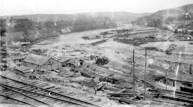 Stevenson-dam-construction-era-04.jpg