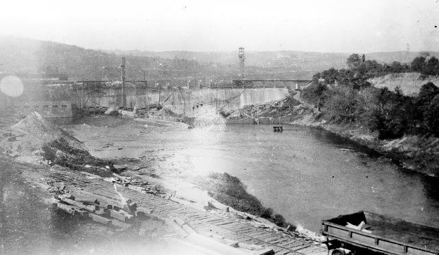 Stevenson-dam-construction-era-12.jpg